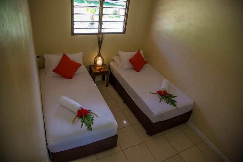 Blue Bay Resort & Restaurant Port Vila Exterior photo
